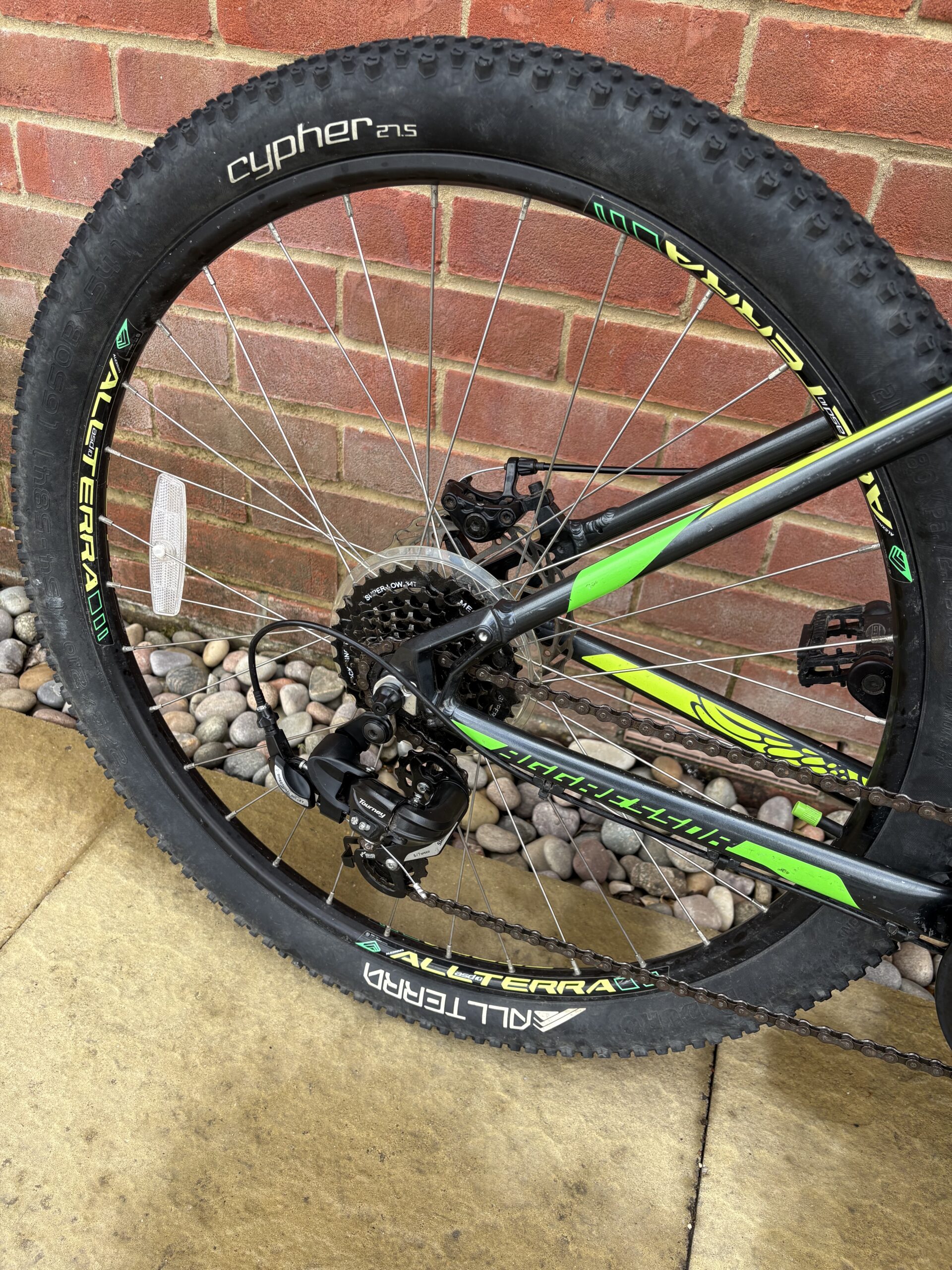 GT Aggressor Mountain Bike - Image 3