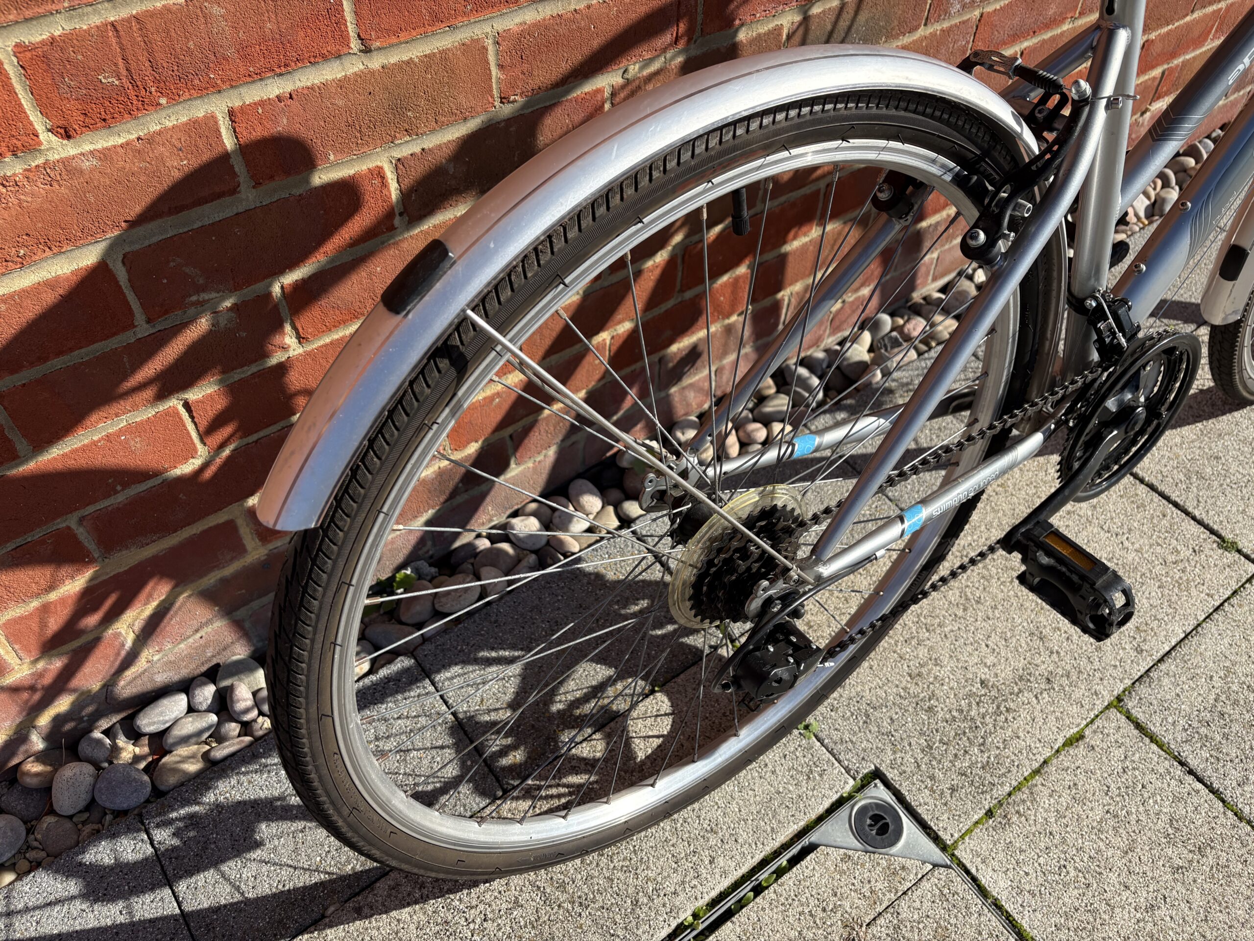Apollo Excelle Step Through Bike - Image 4